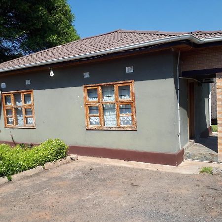 Njele Country Park Villa Ndola Exterior photo